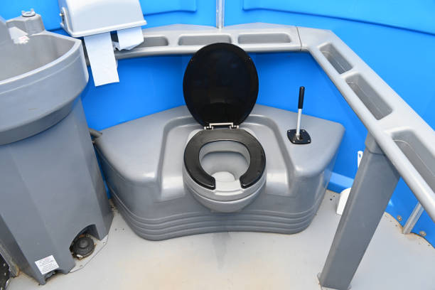 Portable Toilet Options We Offer in Rock Creek, MN